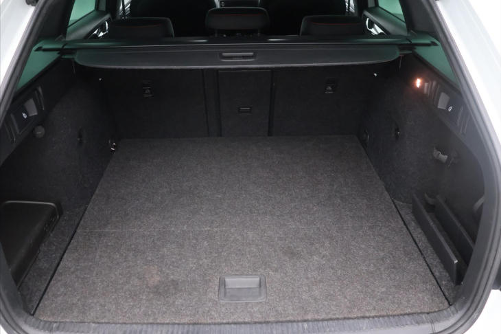 Škoda Octavia 2,0 TDI 135kW Aut.klima Navi RS