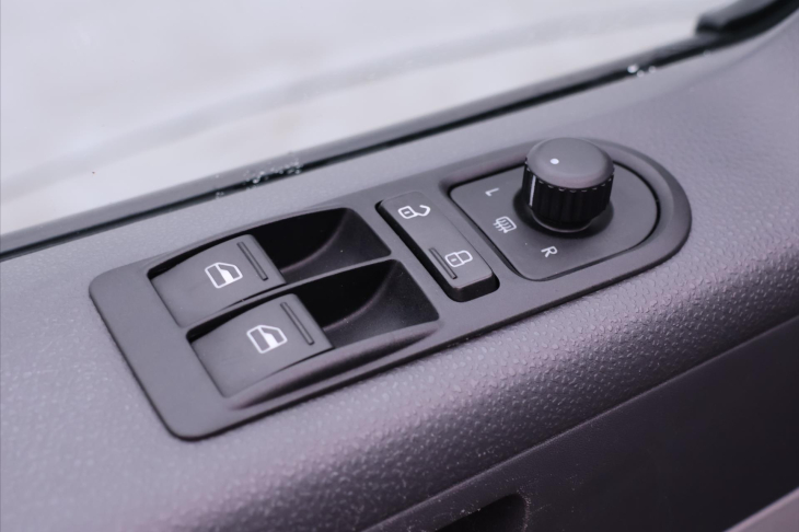 Volkswagen California 2,0 TDI 132kW CZ 7míst DPH Beach