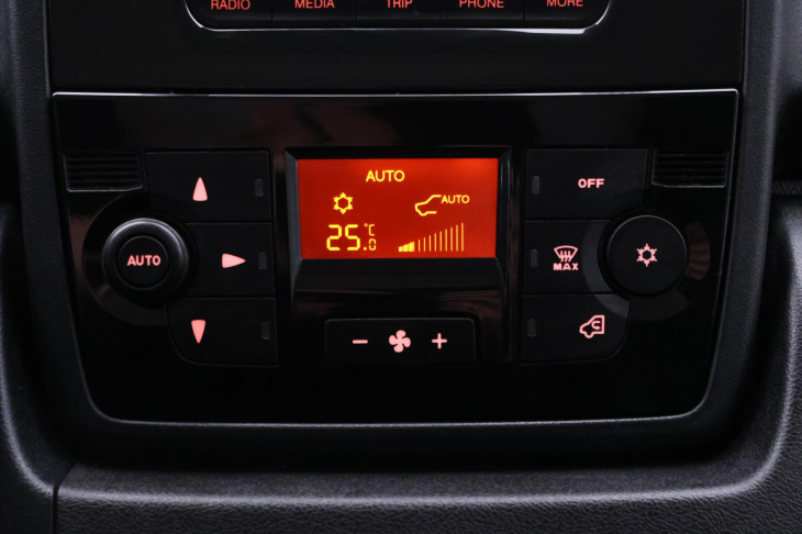 Citroën Jumper 2,2 HDI 103kW L3H2 CZ 1.Maj DPH