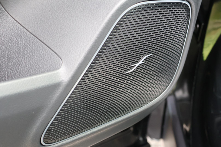 Mercedes-Benz GLB 2,0 200d 4MATIC AMG Premium Plus