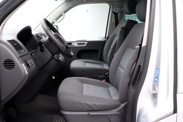 Volkswagen Multivan 2,5 TDI 96kW Comfortline
