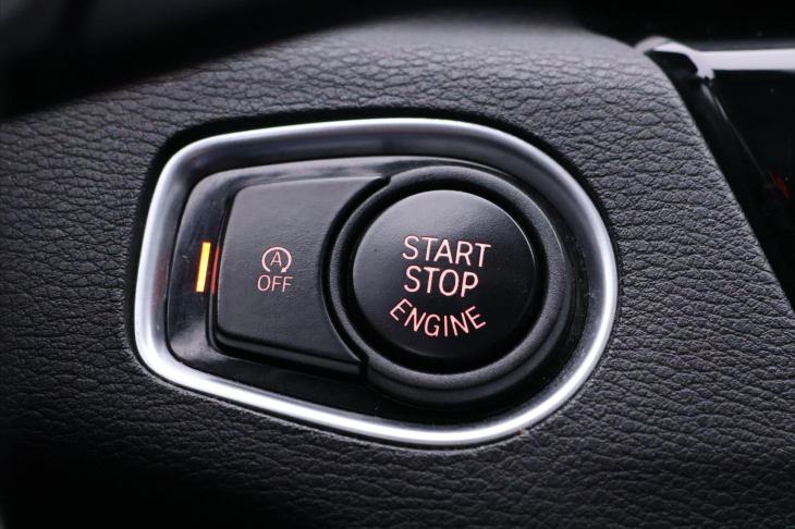 BMW X1 2,0 20i xDrive 141kW Aut. CZ