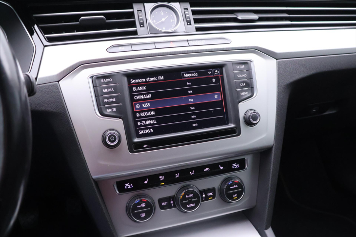 Volkswagen Passat 2,0 TDI 110kW CZ Comfortline