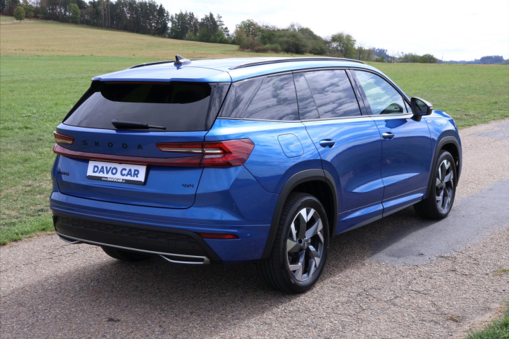 Škoda Kodiaq 2,0 TDi Sportline DSG 4x4 7-Míst