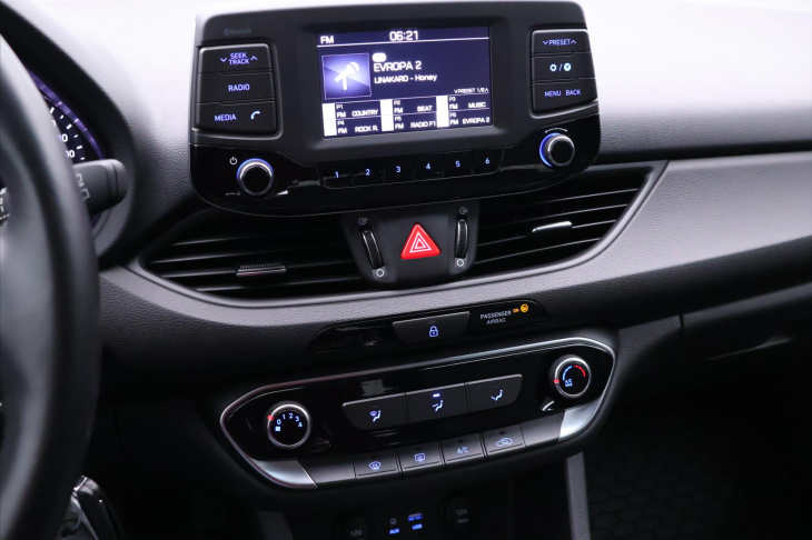 Hyundai i30 1,4 CVVT 73kW Klima CZ