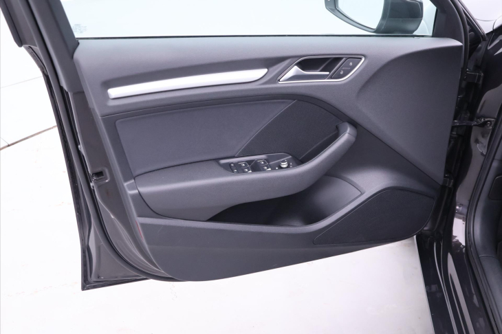 Audi A3 1,4 TFSI ProLine Plus Navi