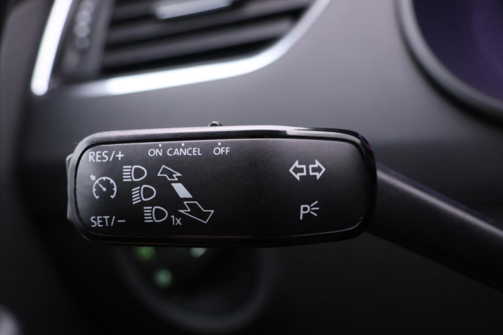 Škoda Octavia 1,6 TDI 85kW Ambition CZ