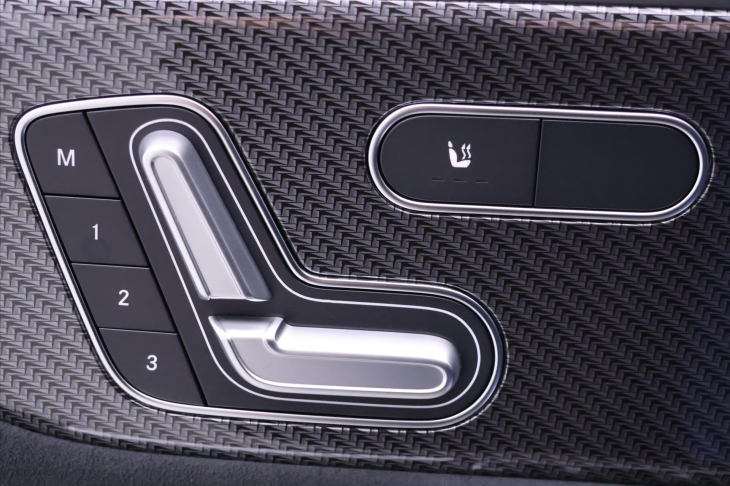 Mercedes-Benz GLB 2,0 200d 4Matic AMG Premium