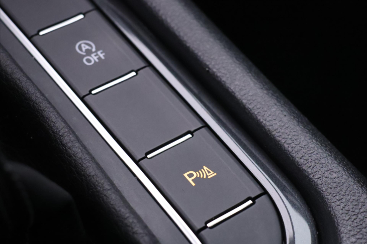 Volkswagen Tiguan 2.0 TDI 140kW CZ R-Line 4Motion