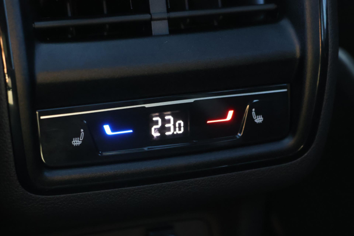 Škoda Kodiaq 2,0 TDI DSG 4x4 Sportline 7-Míst