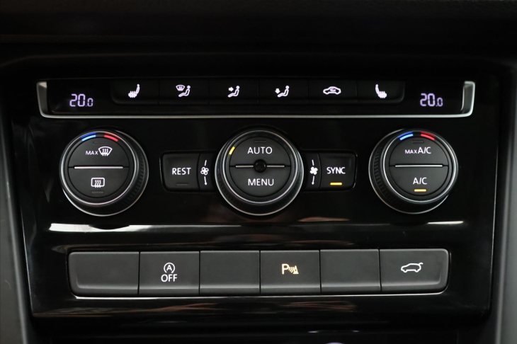 Volkswagen Touran 1,5 TSI EVO 110kW HighLline