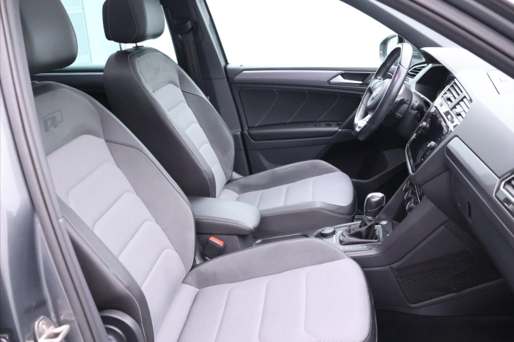 Volkswagen Tiguan 2,0 TDI 110kW DSG R-LINE CZ DPH