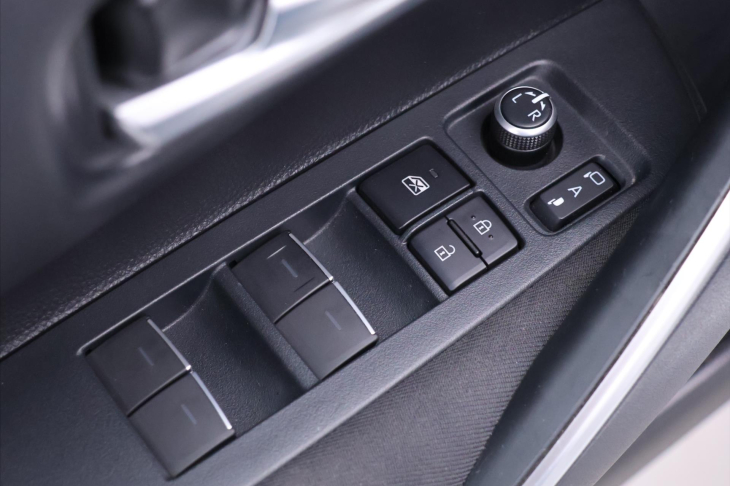 Toyota Corolla 1,5 VTi Aut. DPH CZ Comfort