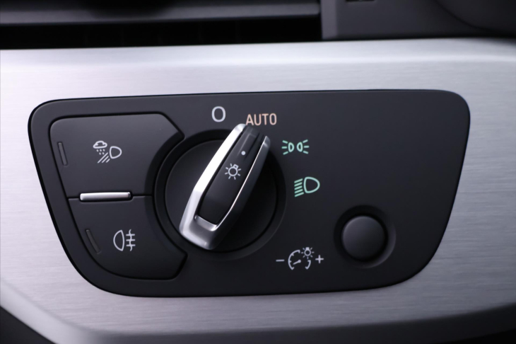 Audi A5 3.0 TDI 210kW quattro DPH CZ