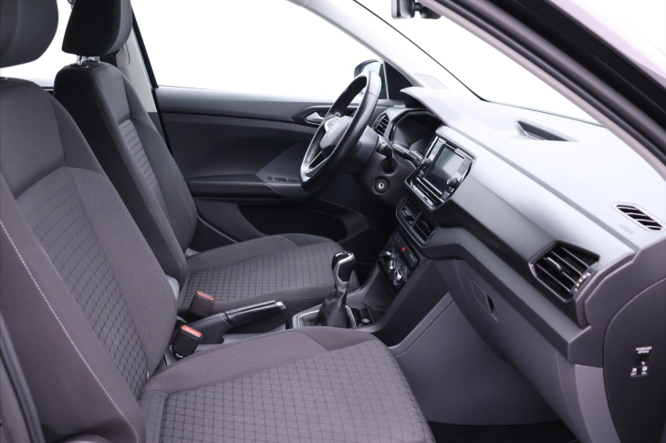Volkswagen T-Cross 1,0 TSI 70kW CZ Life 1.Maj.