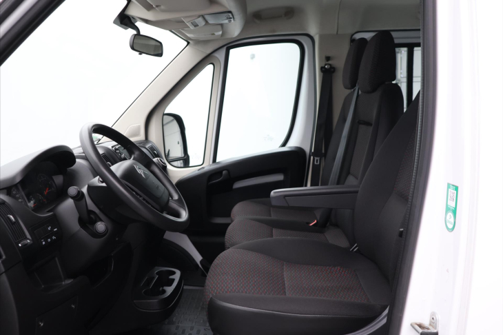 Citroën Jumper 2,2 HDi 7 Míst DPH Tažné 1.Maj.