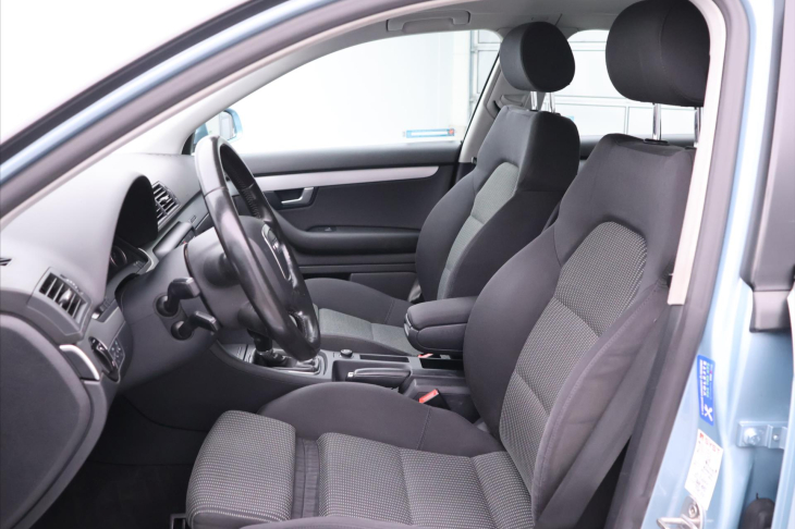 Audi A4 3,0 TDI 171kW Quattro CZ