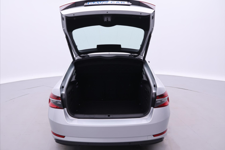 Škoda Superb 2,0 TDI 110kW Style DSG CZ DPH
