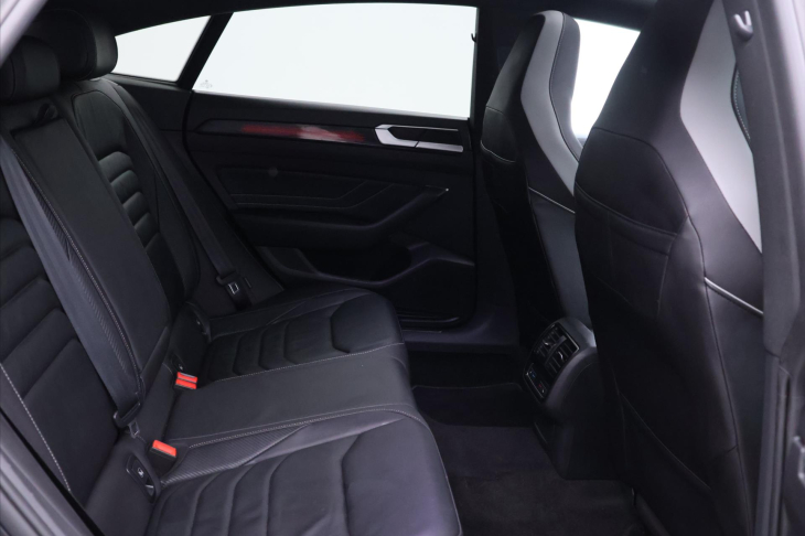 Volkswagen Arteon 2,0 TSI 200kW 4MOT R-Line DSG CZ DPH