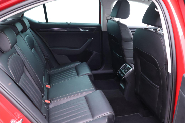 Škoda Superb 2,0 TDI DSG L&K 1.Maj. DPH