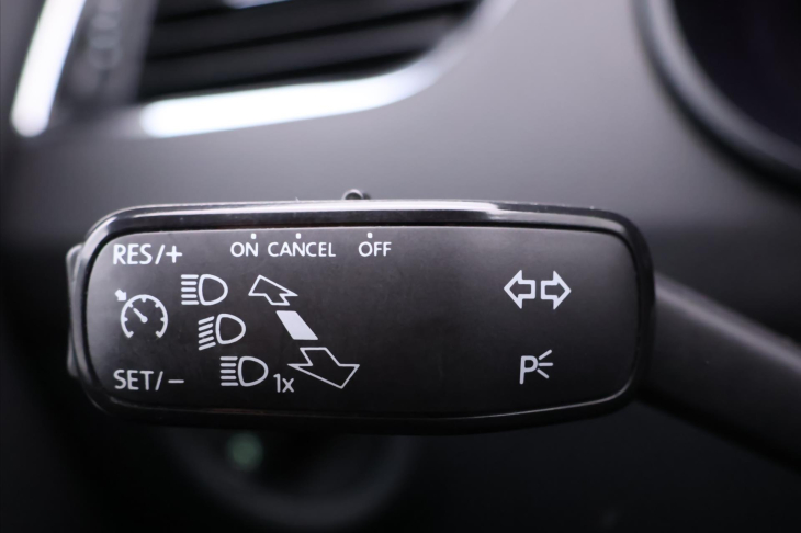 Škoda Octavia 2,0 TDI Aut.klima Xenon RS