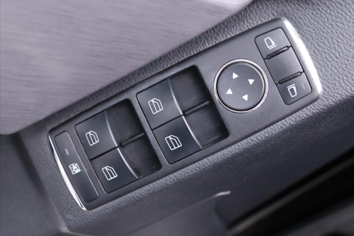 Mercedes-Benz GLK 3,0 320CDI 4M Panorama Navi