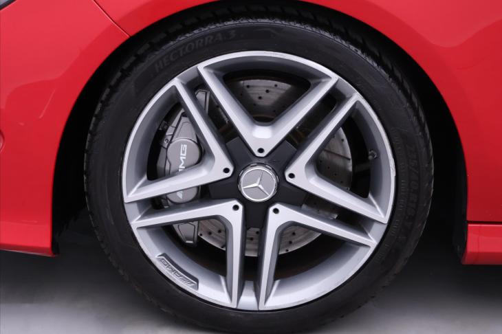 Mercedes-Benz CLA 2,0 45 AMG 280kW 4Matic H&K