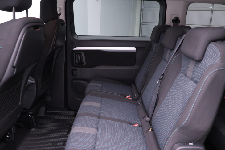 Peugeot Traveller 2,0 HDi 106kW CZ L2 8-Míst DPH