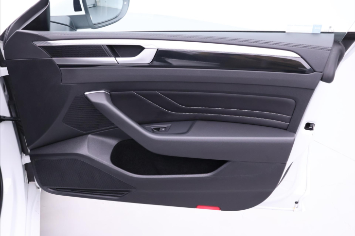 Volkswagen Arteon Shooting Brake 2,0 TSI 206 kW R-line DSG DPH CZ