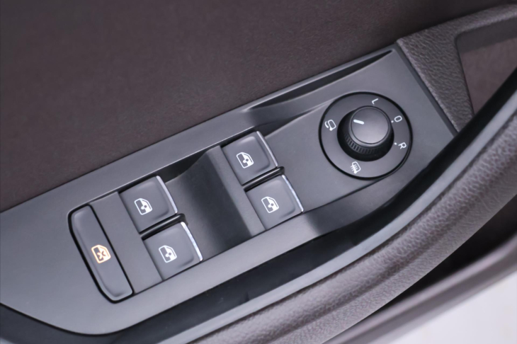 Škoda Superb 2,0 TDI 140kW L&K DSG 4x4 CZ