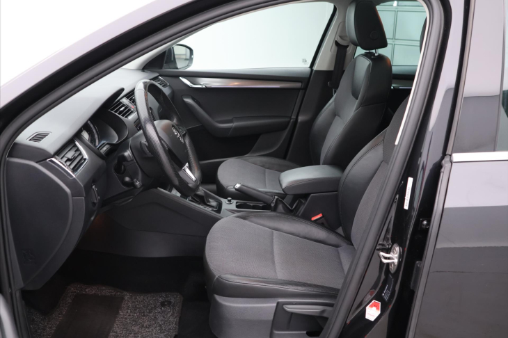 Škoda Octavia 2,0 TDI 110kW DSG Style LED