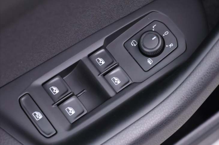 Volkswagen Passat 2,0 TDI 110kW DSG Matrix Virtual