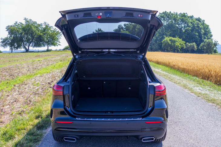 Mercedes-Benz GLA 2,0 200d 4MATIC AMG Premium