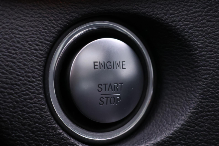 Mercedes-Benz Třídy E 3,0 350 CDI 4MATIC 195kW AT