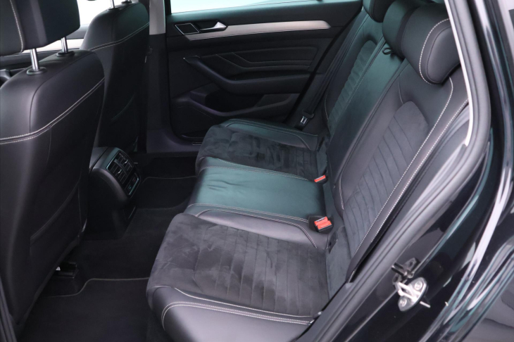 Volkswagen Passat 2,0 TDI 110kW DSG Elegance