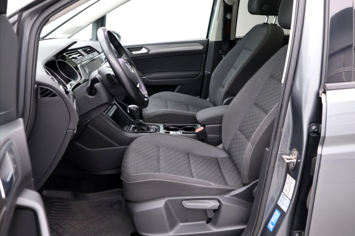 Volkswagen Touran 2,0 TDI 110kW Highline DSG