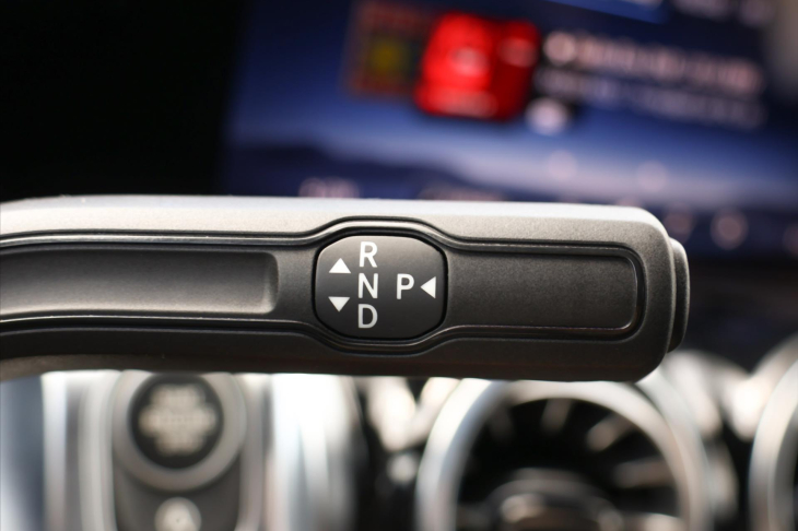 Mercedes-Benz GLB 2,0 200d 4Matic AMG Premium