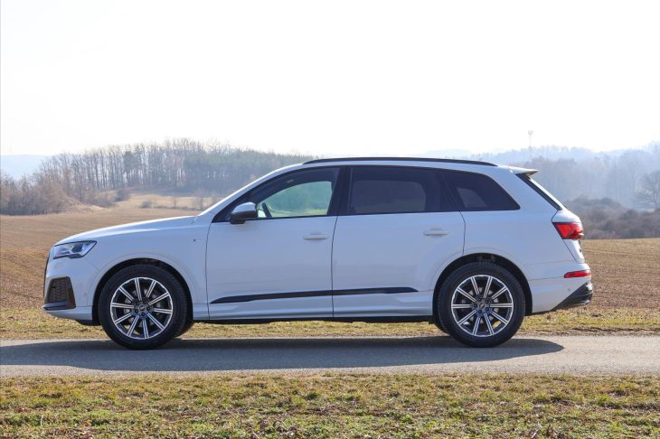 Audi Q7 3,0 TDI quattro tiptronic S line