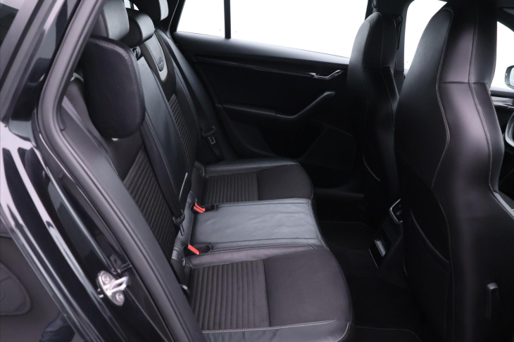 Škoda Octavia 2.0 TDI 135kW Navi Xenon RS