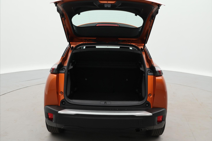 Peugeot 2008 1,2 PT 74kW CZ 1.Maj DPH