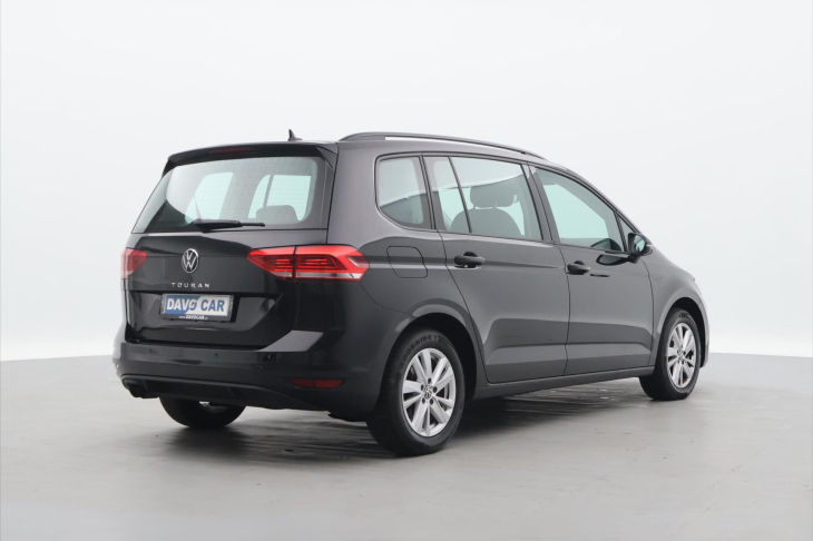 Volkswagen Touran 2.0 TDI 110kW DSG 7-Míst DPH