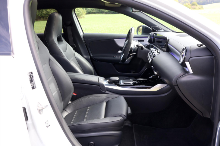 Mercedes-Benz Třídy A 2,0 45 S AMG 4Matic+ 310kW DPH