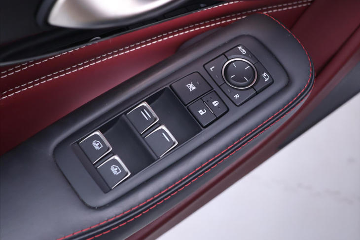 Lexus LS 500h 3,5 HEV 220kW Aut. 4x4 CZ