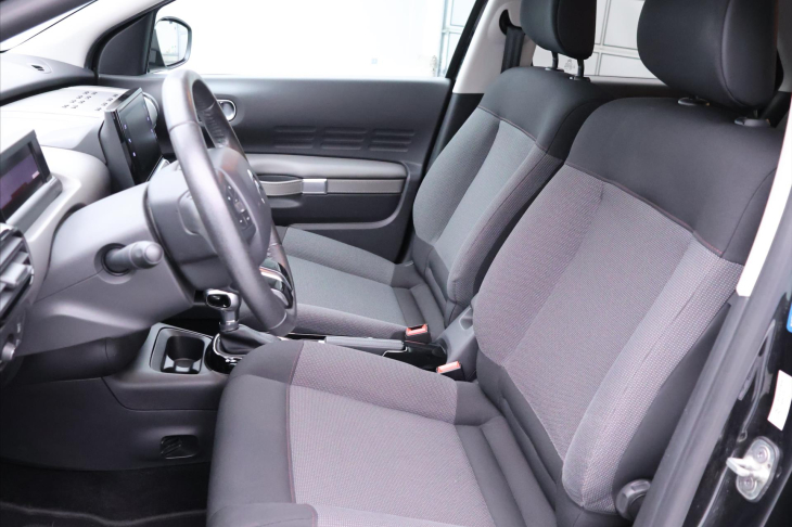 Citroën C4 Cactus 1,2 PT 81kW Aut. Shine Navi CZ