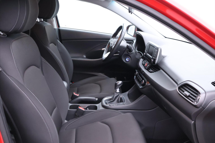 Hyundai i30 1,4 T-GDi 103kW Fastback CZ