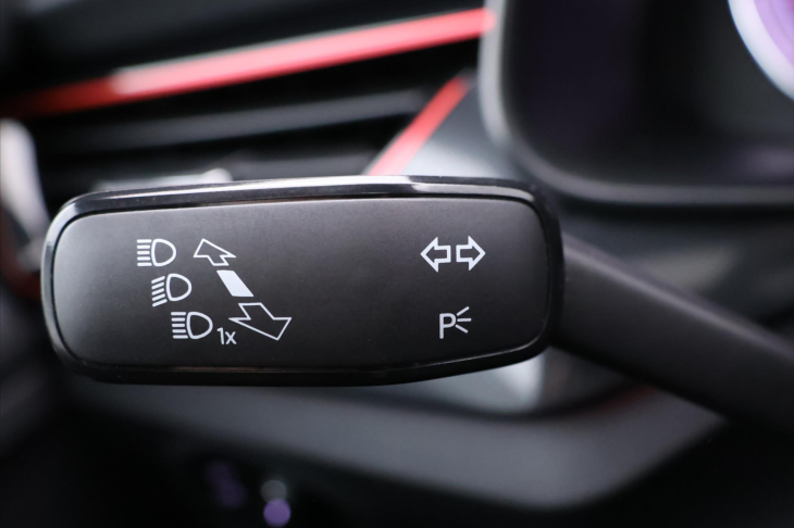 Škoda Kamiq 1,5 TSI 110kW Monte Carlo Pano