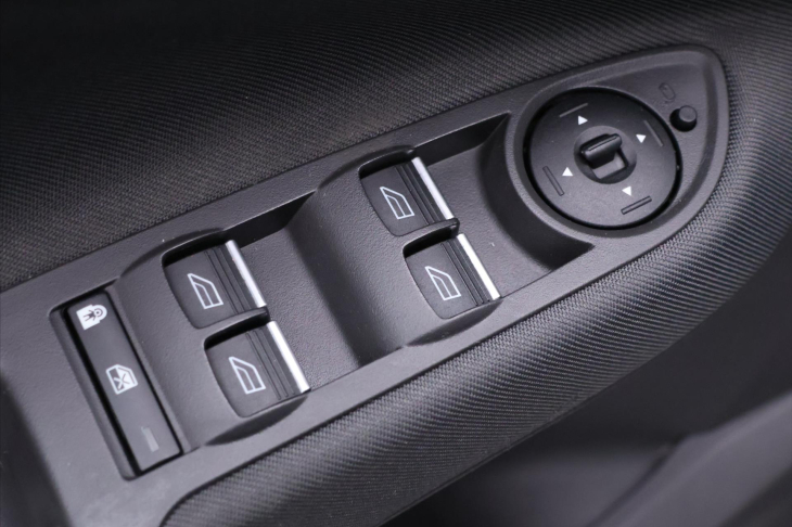 Ford Grand C-MAX 2,0 TDCI 110kW 7-Míst 1.Maj