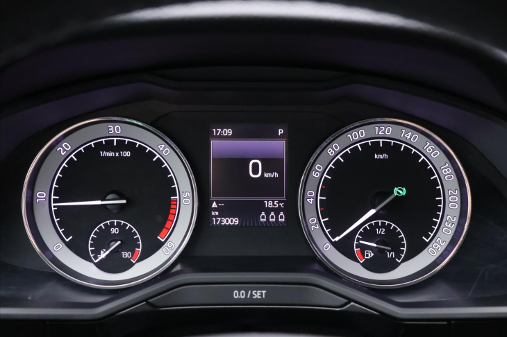 Škoda Superb 2,0 TDI 140kW 4x4 DSG CZ L&K