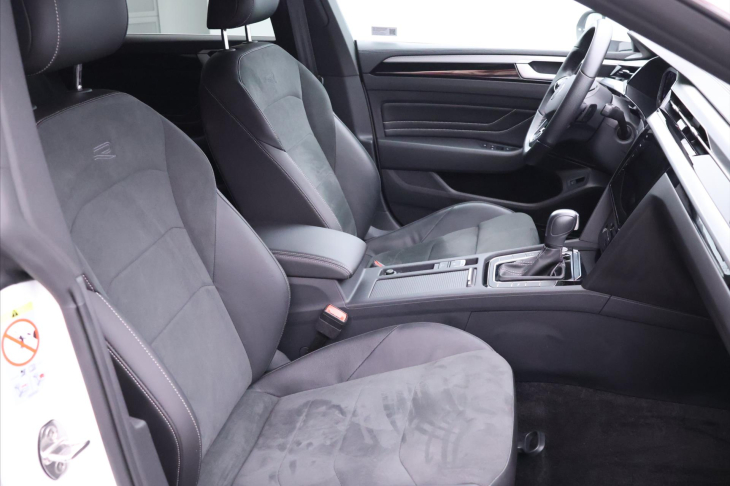 Volkswagen Arteon 2,0 TSI R 140kW DSG SB GT DPH