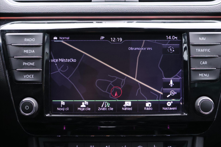 Škoda Superb 2,0 TSI 206kW 4x4 DSG L&K 1Maj